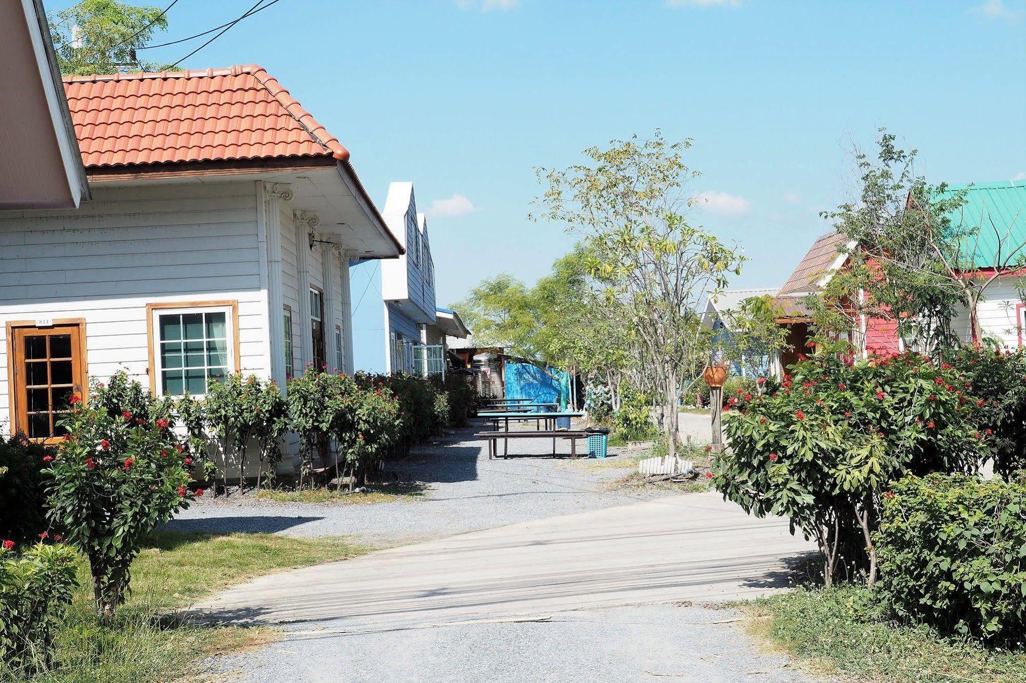 Tonrak Resort Ban Ongkharak Kültér fotó